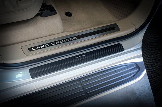 【ランドクルーザー 300】ROJAM カーボンデカール ドアステッププロテクター 4点セット