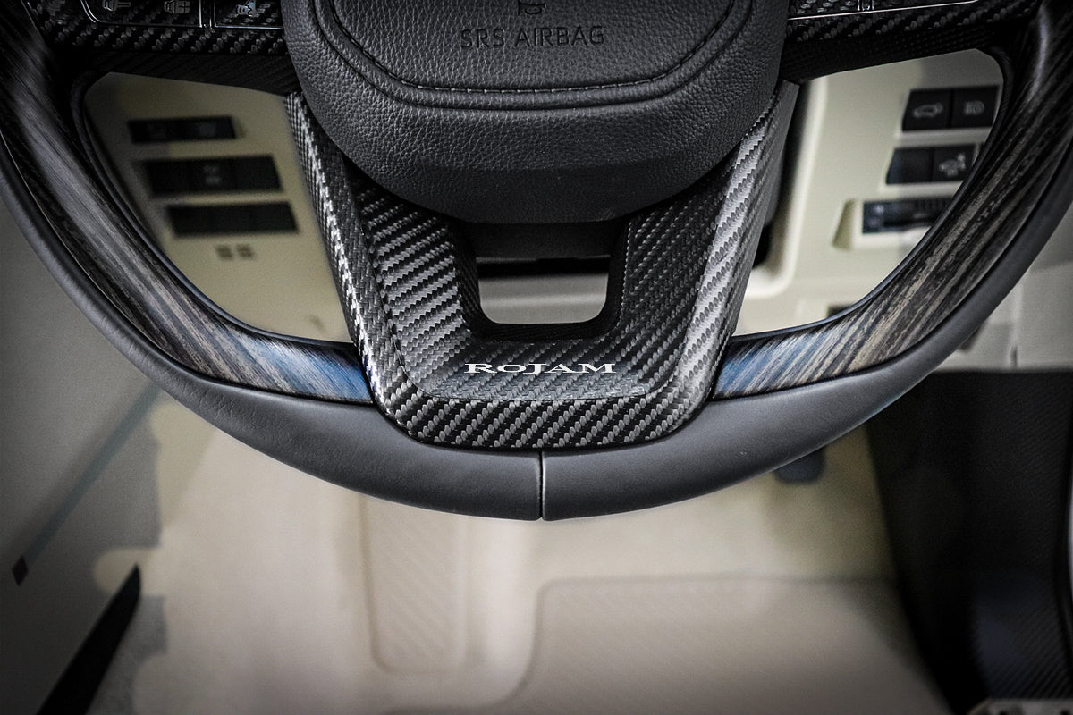 【ランドクルーザー 300系】ROJAM カーボンデカール ステアリングパネル｜傷防止 保護 爪傷防止 カーボン ハンドル プロテクター キズ防止 日本製カーボンシート使用