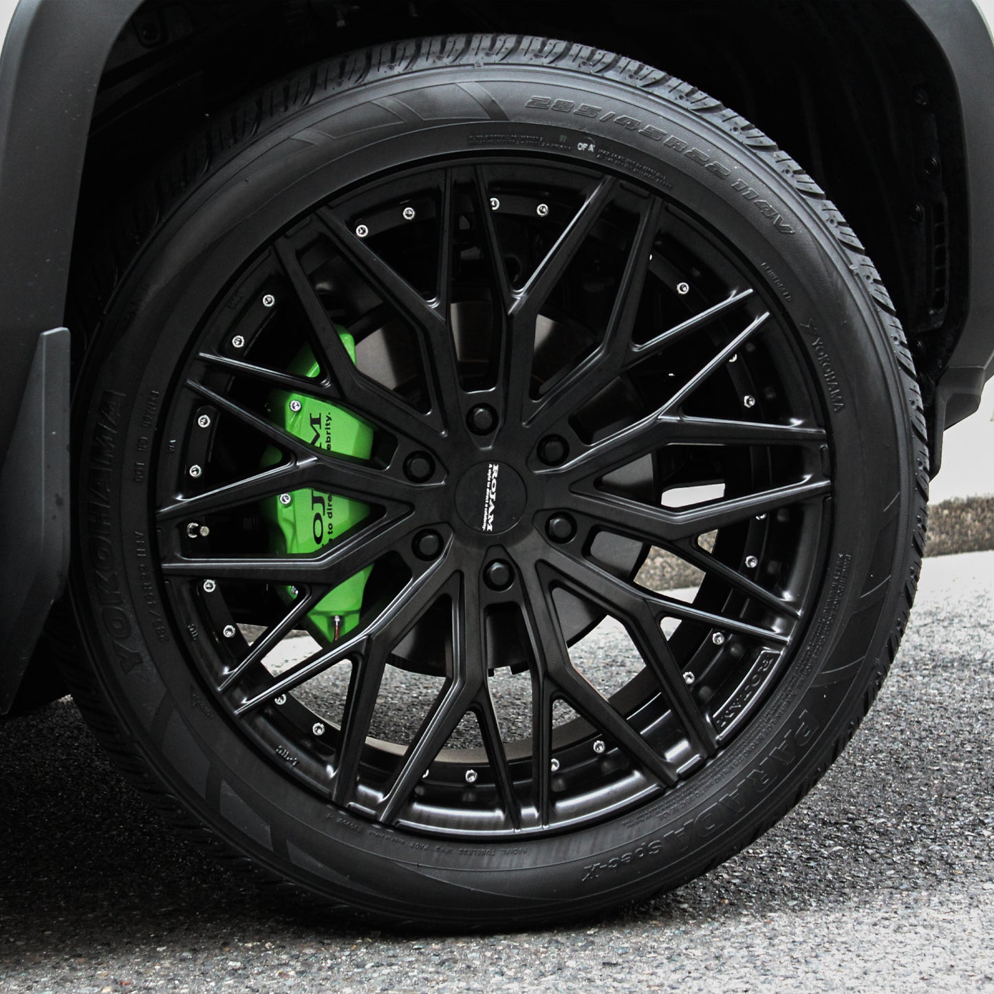 【ランドクルーザー 250系】ROJAM キャリパーカバー