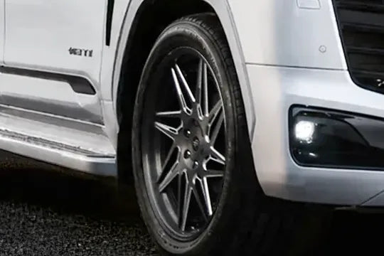 ランクル300 RT211-F2 ホイール装着アップ(合成イメージ)